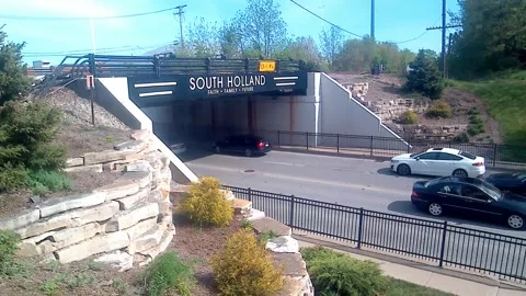 Bridge, Train Tracks Over 159th St, with Traffic, South Holland IL Vídeo Stock 244266449