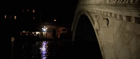 Bridge in Venice Night Time Vídeo Stock 134489100