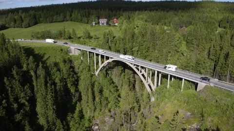 Bridges in Europe Vídeo Stock 84328461