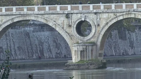 The Bridges over River Tiber in Rome - beautiful view Video stock 72436014