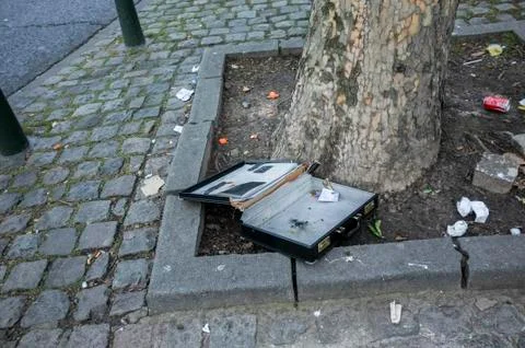Briefcase on street Stock-Fotos