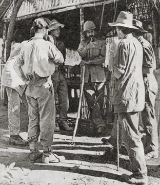 Brigadier O.C. Wingate, centre, talking to the men under his command after retur Stock Photos