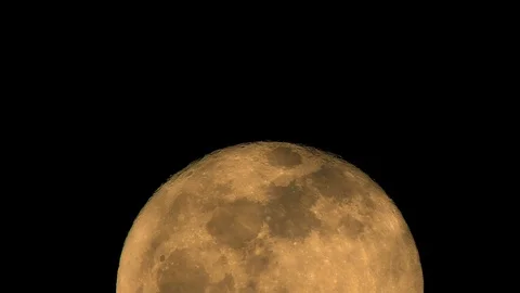 Bright Full Moon Orange Close Up Rising, HD Stock-Footage 100992397