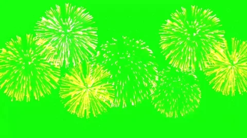 Bright golden fireworks exploding animation on green screen background 库存影片 340994778