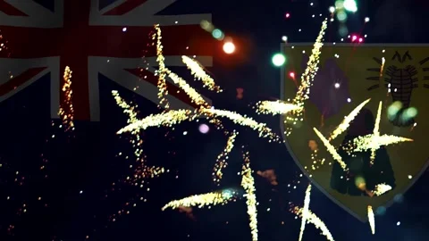 Bright golden fireworks exploding in front of the national flag of Turks an.. Vídeo Stock 343690750