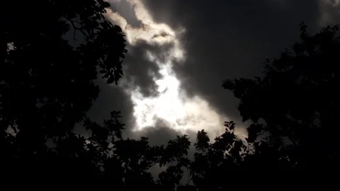 Bright moon with clouds passing by Stock Footage 75243094