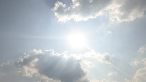 Bright sun light ray flare n sunbeam shined through dark sunrise cloud Stock Footage 152087018