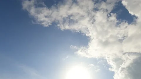 Bright sun light ray n sunbeam with dark storm cloud n rain drops Stock Footage 168119411