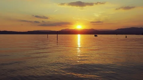 Bright Sunset Under The Sea Surface. 動画素材 107411803