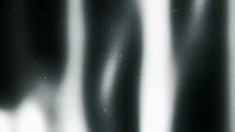 Bright vertical light beams with analog glitch noise and film grain Vídeo Stock 333415980