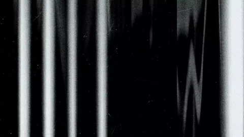 Bright vertical light streaks with analog film noise and grunge texture 스톡 동영상 333414358