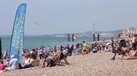 Brighton beach Stock-Footage 32250019