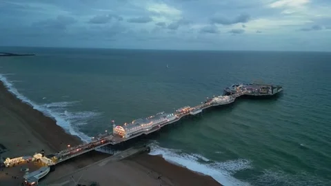 Brighton Pier with lights Video stock 257904602