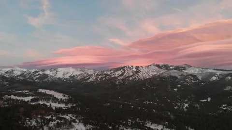 Brilliant lenticular clouds at sunset Stock-Footage 166573278