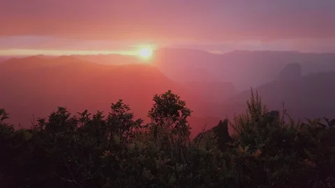A brilliant sunset from the top of the Pinnacles, Coromandel, New Zealand Stock Footage 150559006
