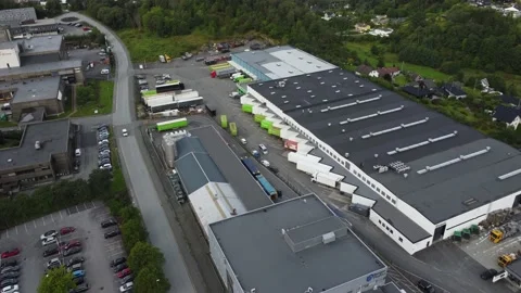 Bring express terminal building and warehouse in Nesttun outside Bergen Vidéo 208839984