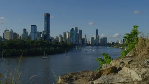 Brisbane city viewpoint looking down the river and city skyline Stock Footage 106429471