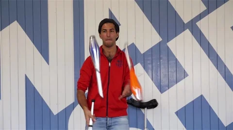 Bristol juggler Vídeo Stock 42394683
