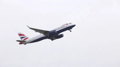 British Airways A320 taking off Stock-Footage 168357106