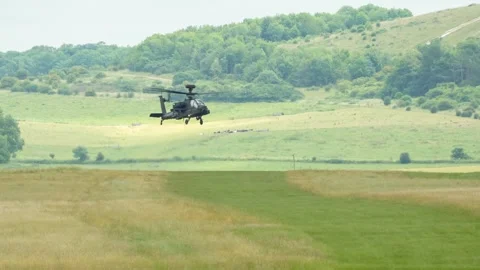 British army Boeing Apache Attack helicopter AH-64E in flight training Vidéo 246998702