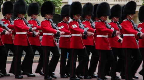 British queen soldiers  Stock Footage 24692698