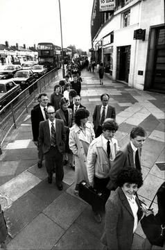 British Rail / Tube Strike: The Queue For Tickets At Gant's Hill Underground Sta Stock Photos