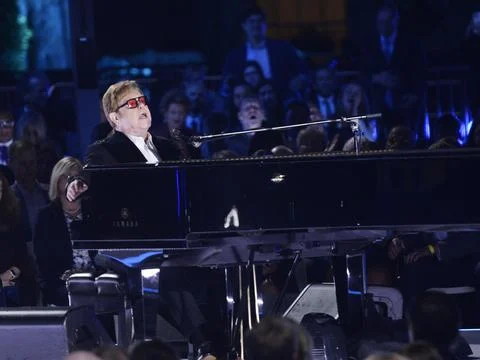 British singer Elton John performs on the South Lawn of the White House, Washing Stock Photos