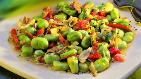 Broad beans &amp; ham Video stock 33766446