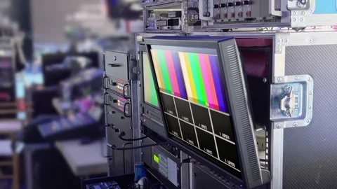 Broadcast live streaming mixing console 库存影片 102344349