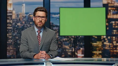 Broadcast presenter reporting daily news at television channel with green screen 스톡 동영상 255334745