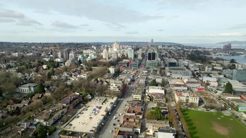 Broadway SkyTrain Construction in Vancouver 스톡 동영상 337158877