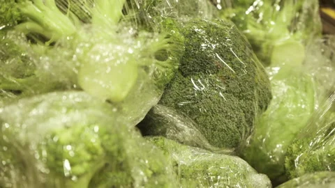 Broccoli cabbage in plastic wrap. Stock-Footage 201661275