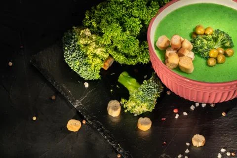 Broccoli soup in a ceramic bow Stock Photos
