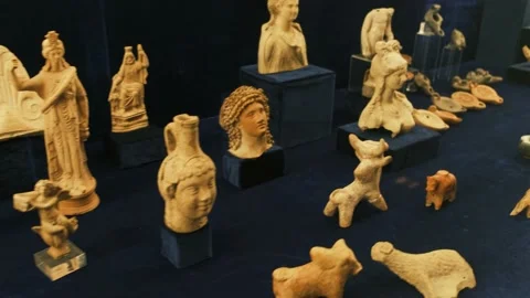 Broken Antique sculptures Stock Footage 168821751