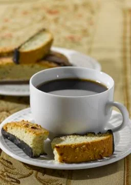 Broken Biscotti with coffee Stock-Fotos