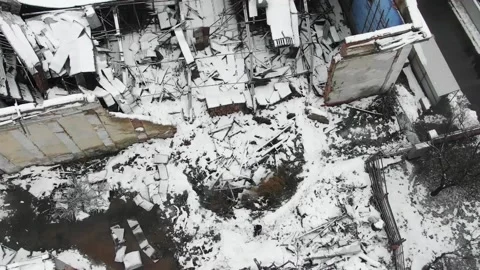 Broken building after the arrival of the rocket, slow motion Video stock 222948705