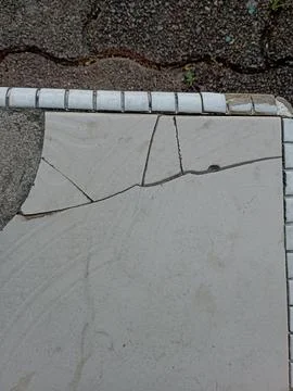 Broken ceramic Stock Photos