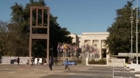 "Broken chair" in front of the UNOG main entrance. Stock Footage 48439341