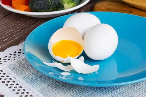 Broken chicken egg Stock Photos