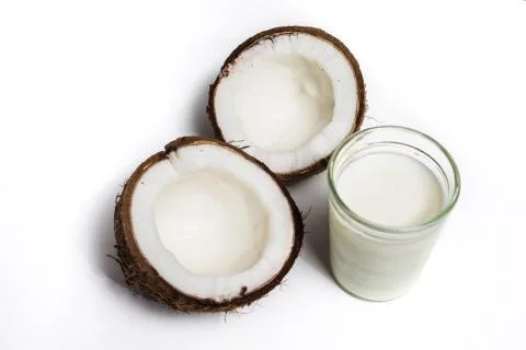 Broken coconut isolated Foto stock