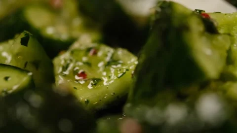 Broken cucumbers 04 | 120 fps 库存影片 159064967