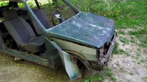 Broken-down old car standing in the yard Video stock 75447268