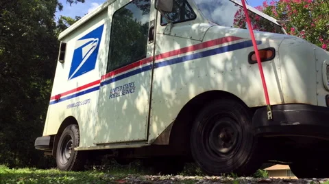 Broken Down USPS Mail Truck Vídeos de archivo 66006556