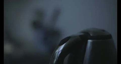 Broken Electric Kettle Turning Off | Power Outage Concept 库存影片 342499224