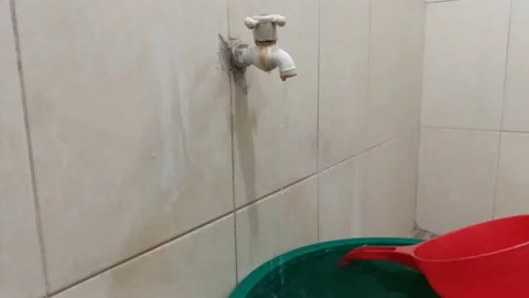 Broken faucet Stock Footage 202133762