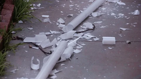Broken Fluorescent Tube (1) Stock Footage 88486334