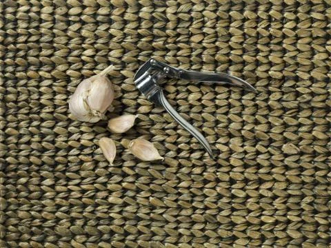 Broken up garlic Stock Photos