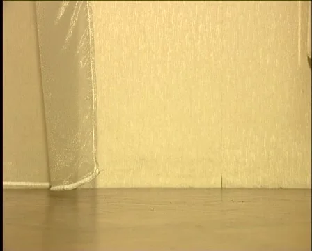 Broken goblet 库存影片 944365