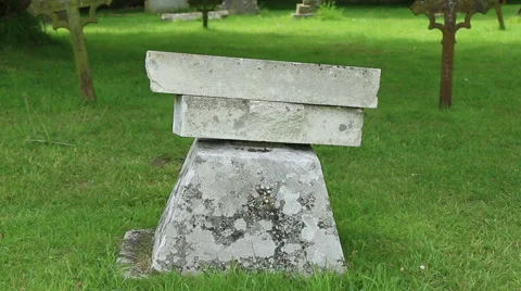 Broken head stone in graveyard Stock Footage 40731762