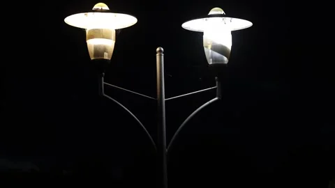 Broken LED city lantern blinking in the dark. Stock-Footage 246913049